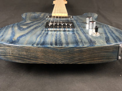 6 Munson Guitars tempest retro 2019