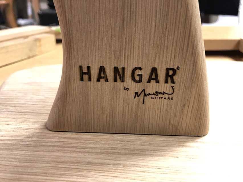 Hangar guitar stand