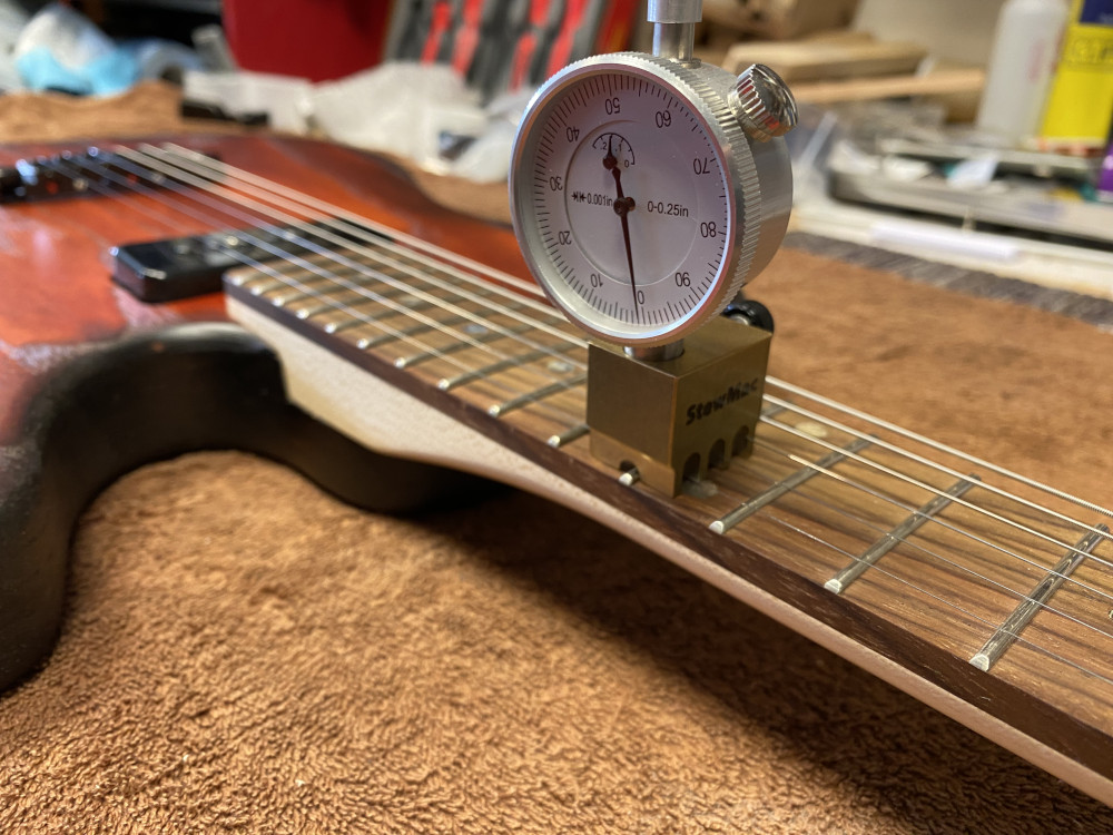 Setting-the-string-height