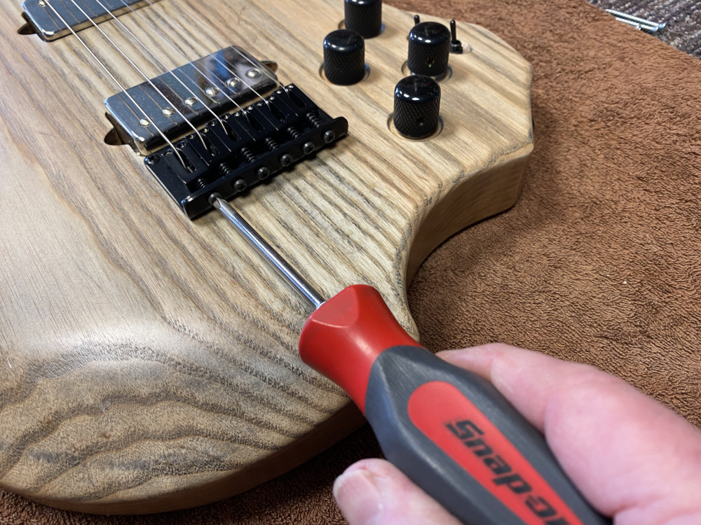 adjusting-the-intonation-on-a-guitar