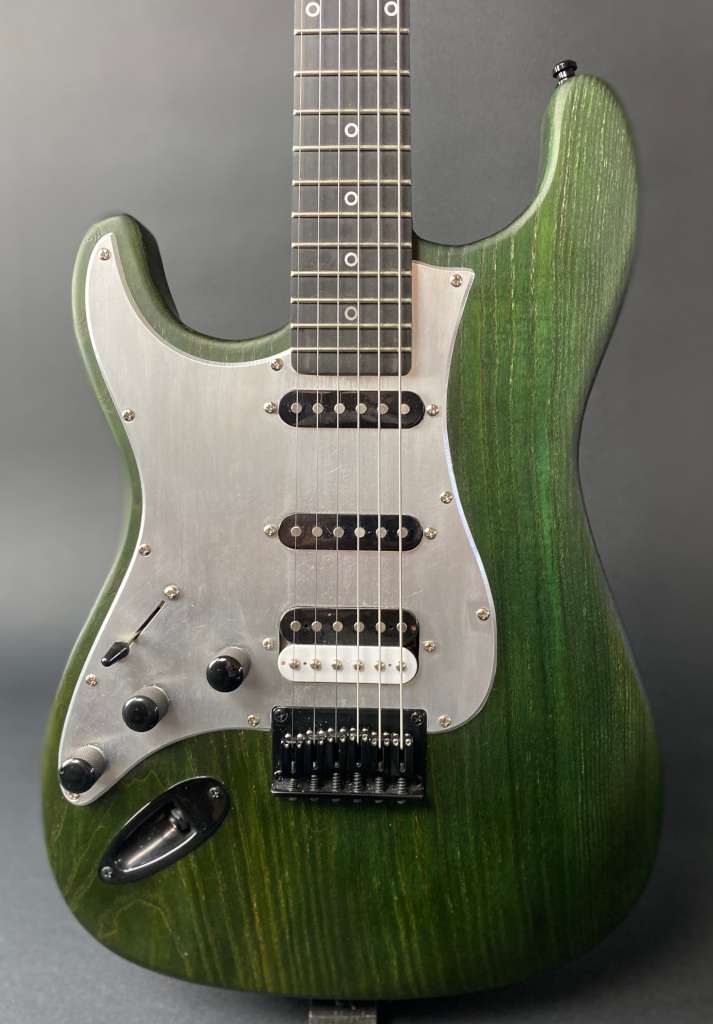 Left handed Munson Avenger Custom Shop